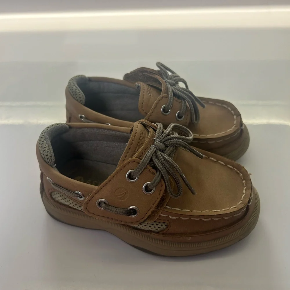 Sperry Kids Brown Moccasin Boat Shoes with Gray Laces